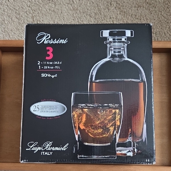 Clear Glass Decanter Set of 3 - Picture 7 of 7